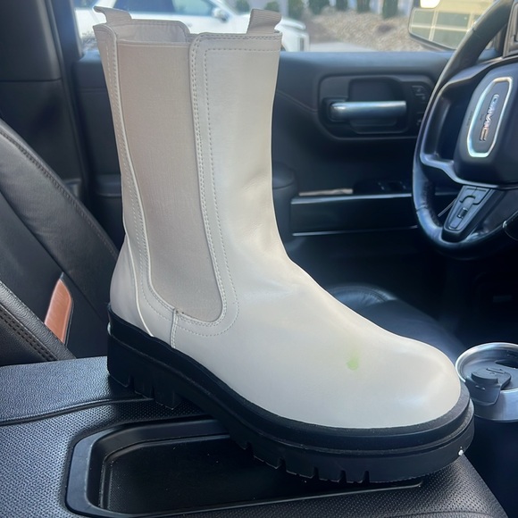 JustFab Platform Chelsea Boots - Cream - Picture 5 of 6